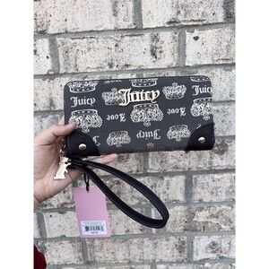 NWT Juicy Couture Juicy Fan Club Large Zip Around Wallet Chocolate Sandstone